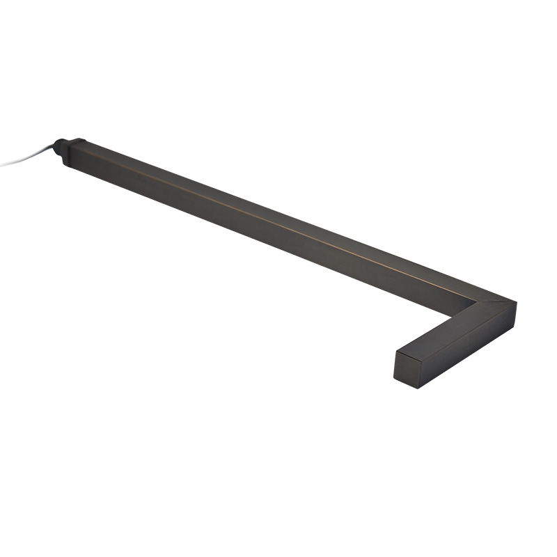 LT2404 Modern G4 Path Light