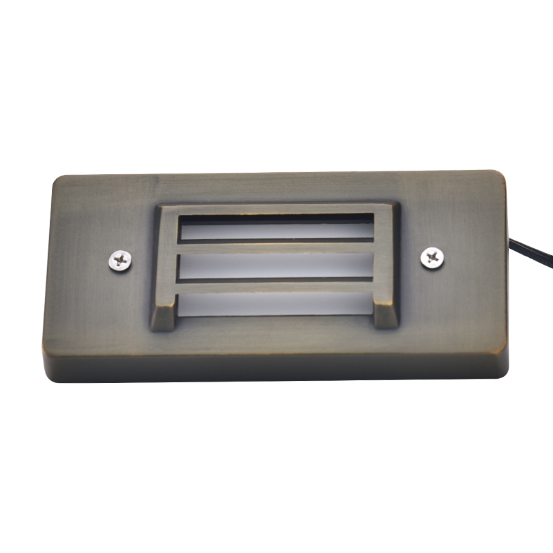 LT2503 Die Cast Brass Grating Step Light
