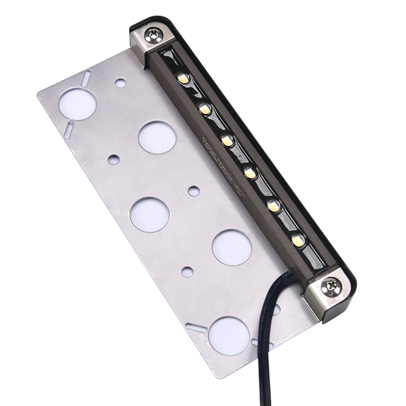 LT2702B 7 Inch Die Cast Aluminum Hardscape Light