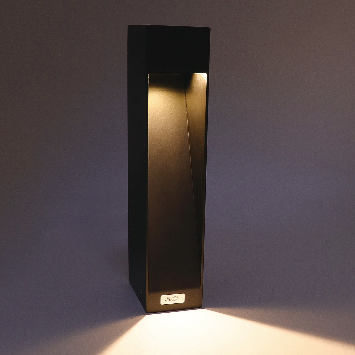 LT9415 Die Cast Aluminum Bollard